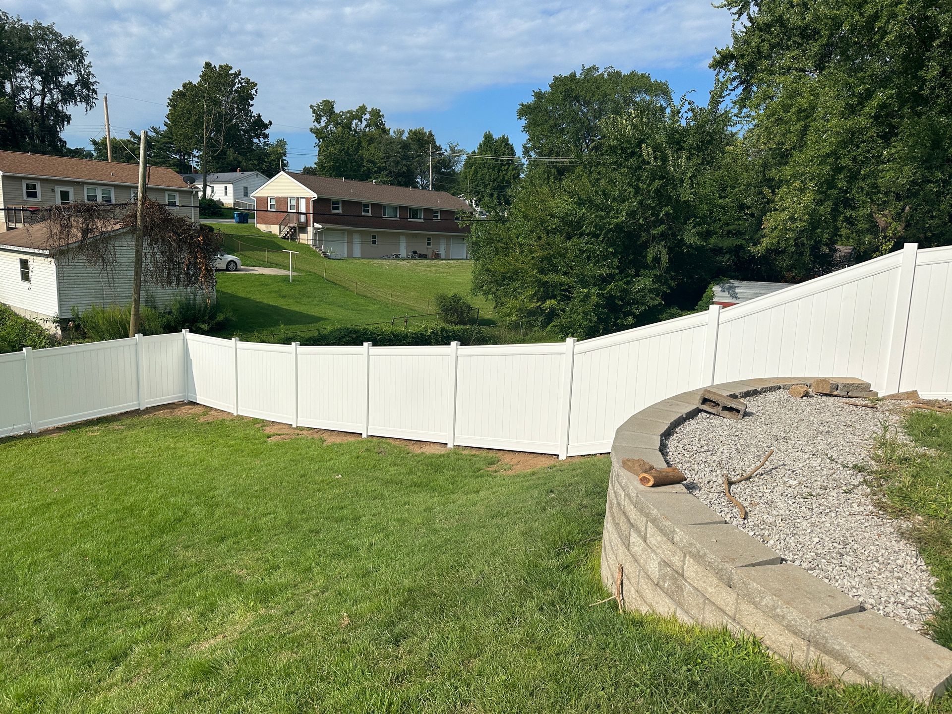 American Quality Fencing - Chain Link, Wood, Vinyl, & Aluminum Fence