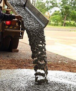 Pouring cement - Concrete in Warrenton OR