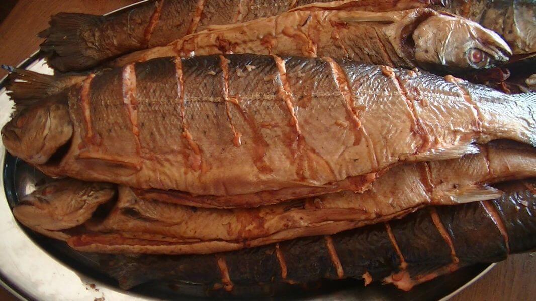 Zvejnieku sētas Dieniņas | kūpinātas zivis un zivju kulinārija