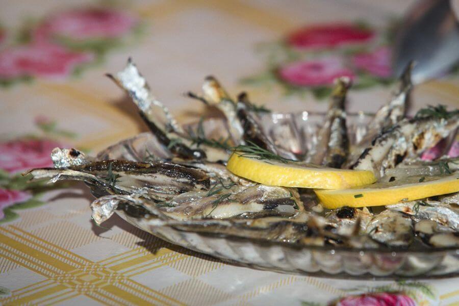 Zvejnieku sētas Dieniņas | kūpinātas zivis un zivju kulinārija