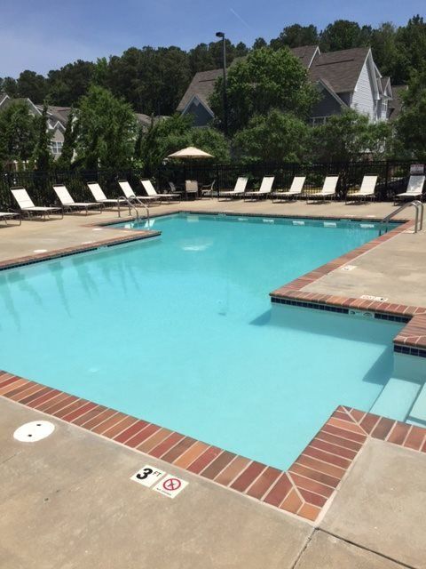 Pool at Suites at Port Warwick