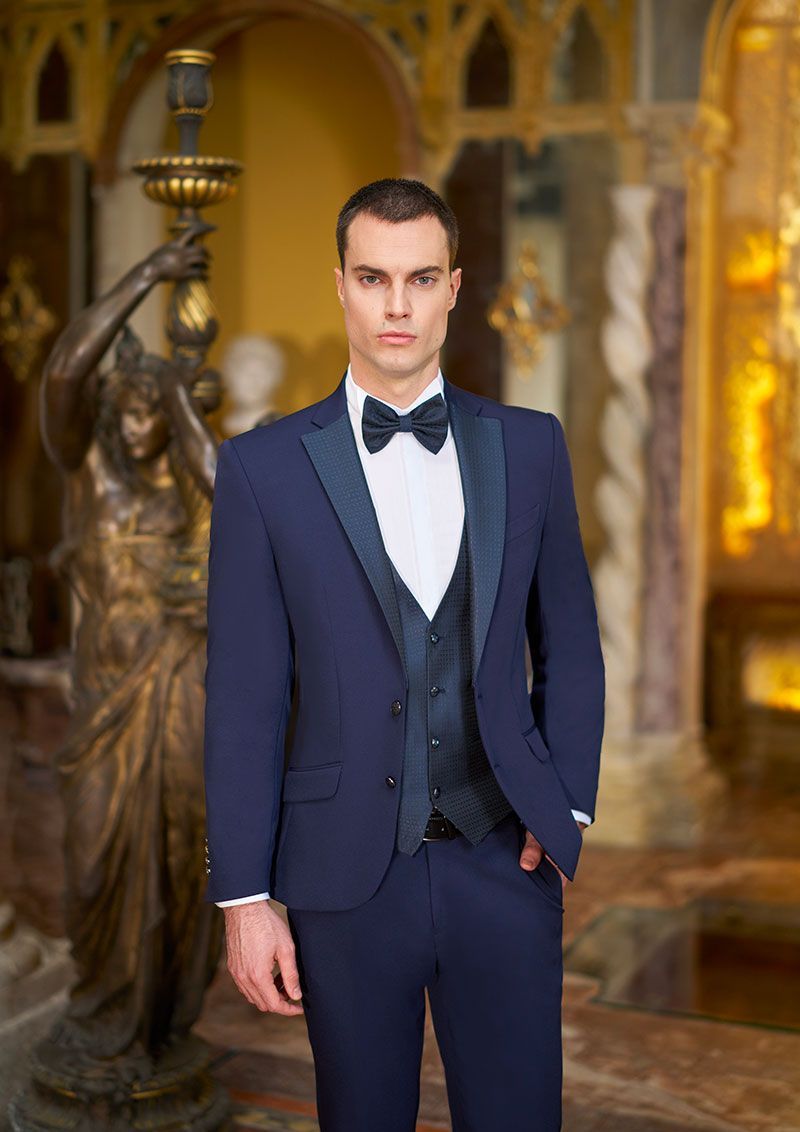 Musani, completo uomo blu con gilet