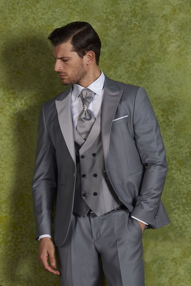 abito da cerimonia grigio, uomo