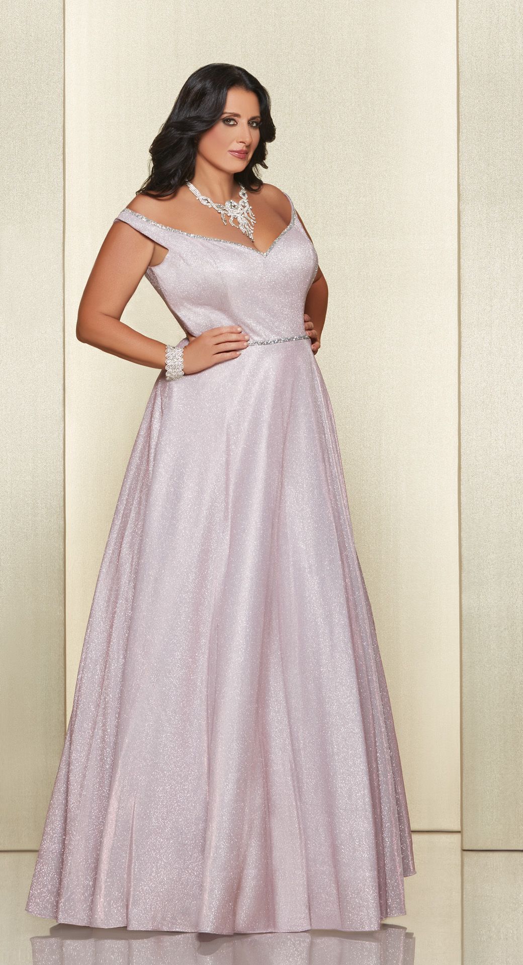 vestito rosa, senza maniche