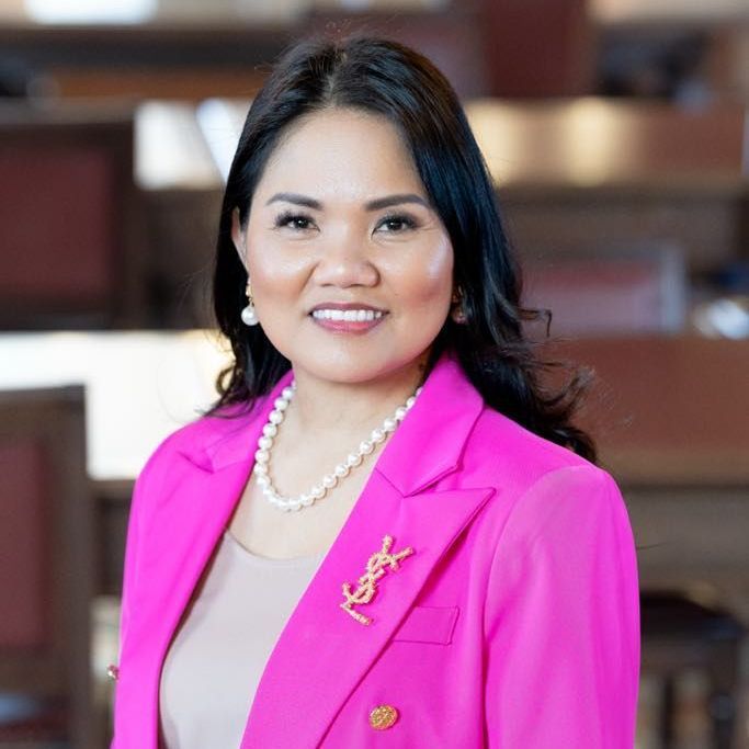 Luisita Dona McBurney headshot