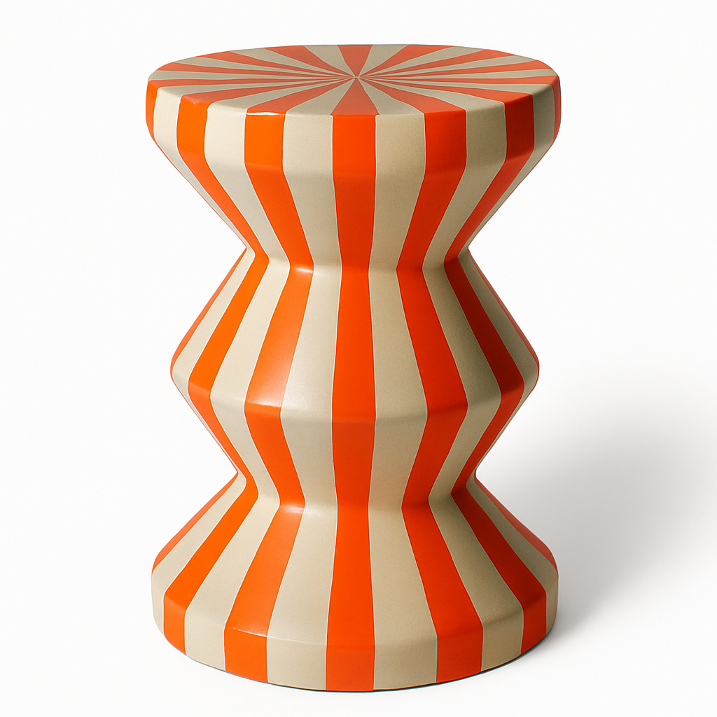 Oranje en crème gestreepte zandlopervormige kruk van keramiek.