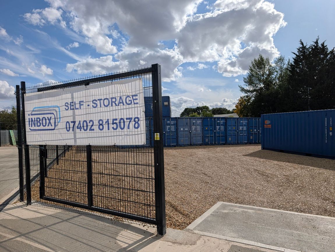 secure safe self storage yaxley peterborough