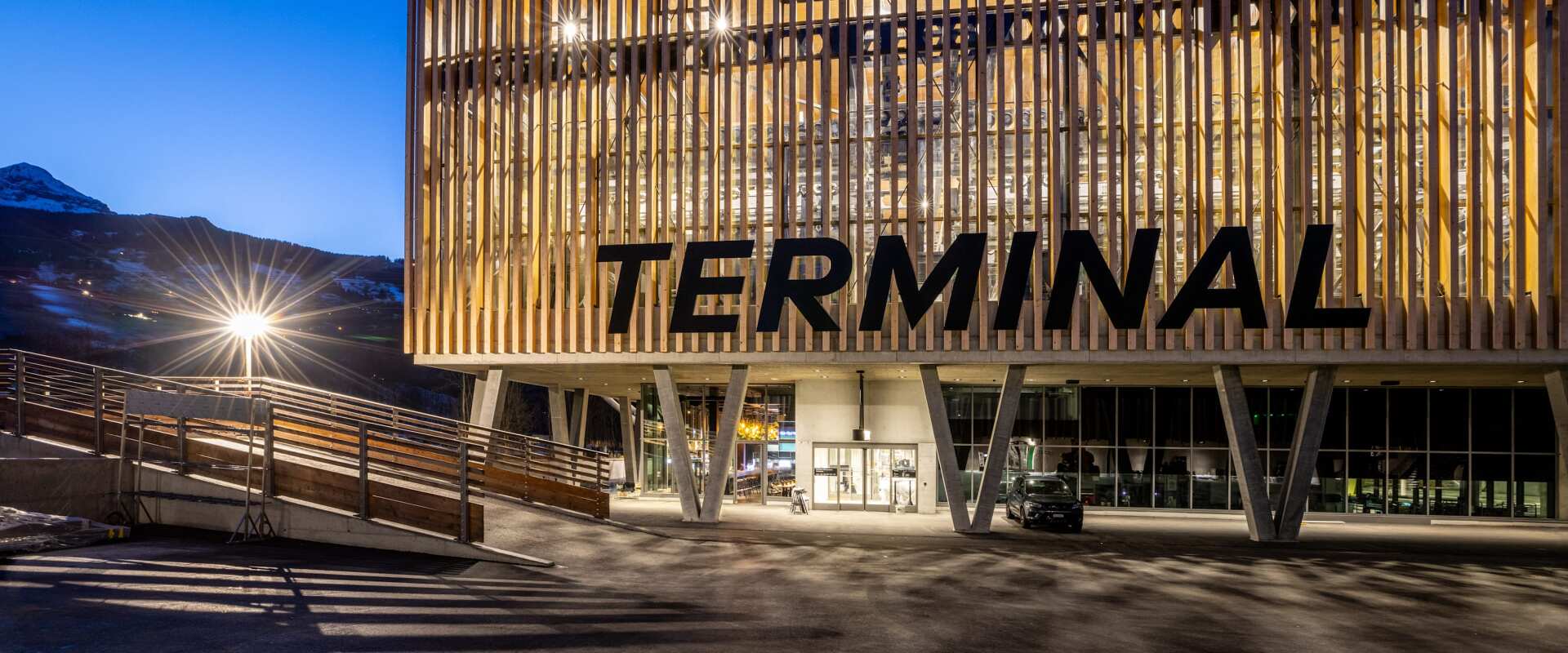 Terminal Grund Grindelwald aussen