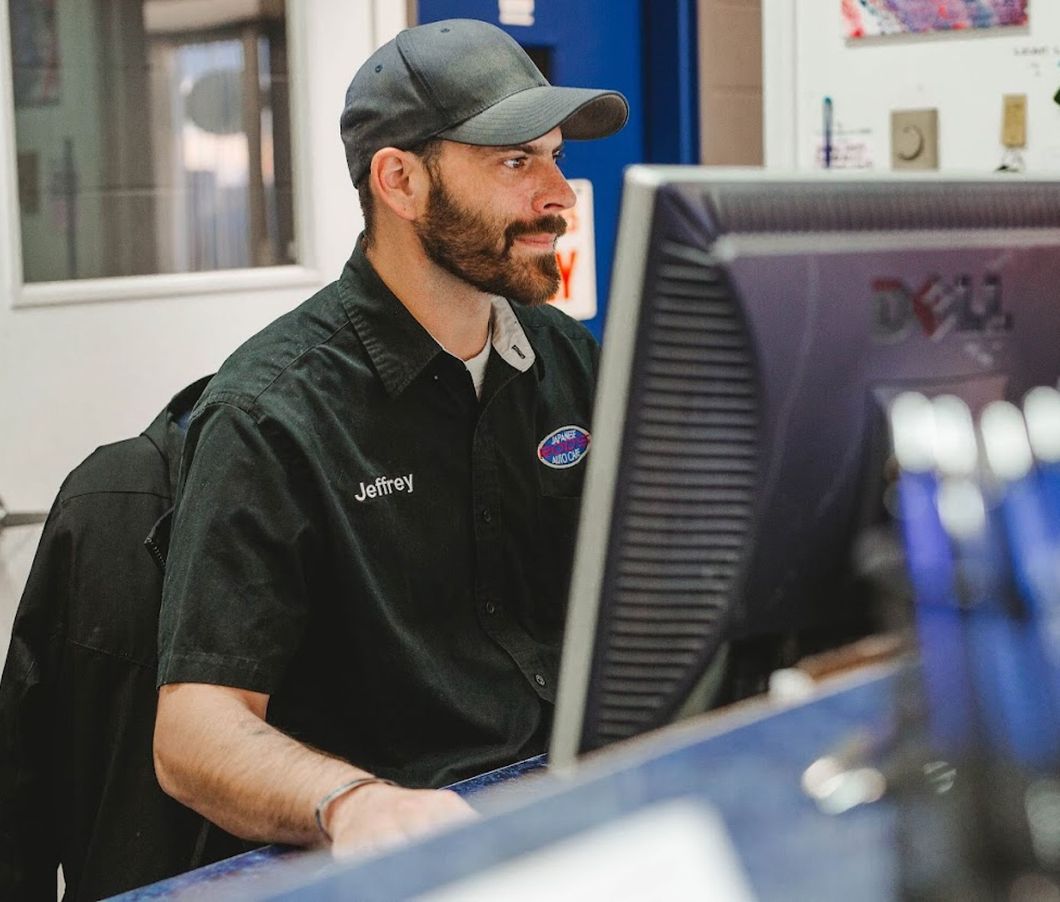 Photo of Our Mechanic Behind The Desk at Rod's Master Auto Tech - Bellingham Auto Repair