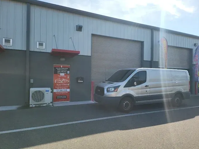 Honda Odyssey windshield replacement in Tarpon Springs, FL Honda Odyssey windshield replacement in Tarpon Springs, FL