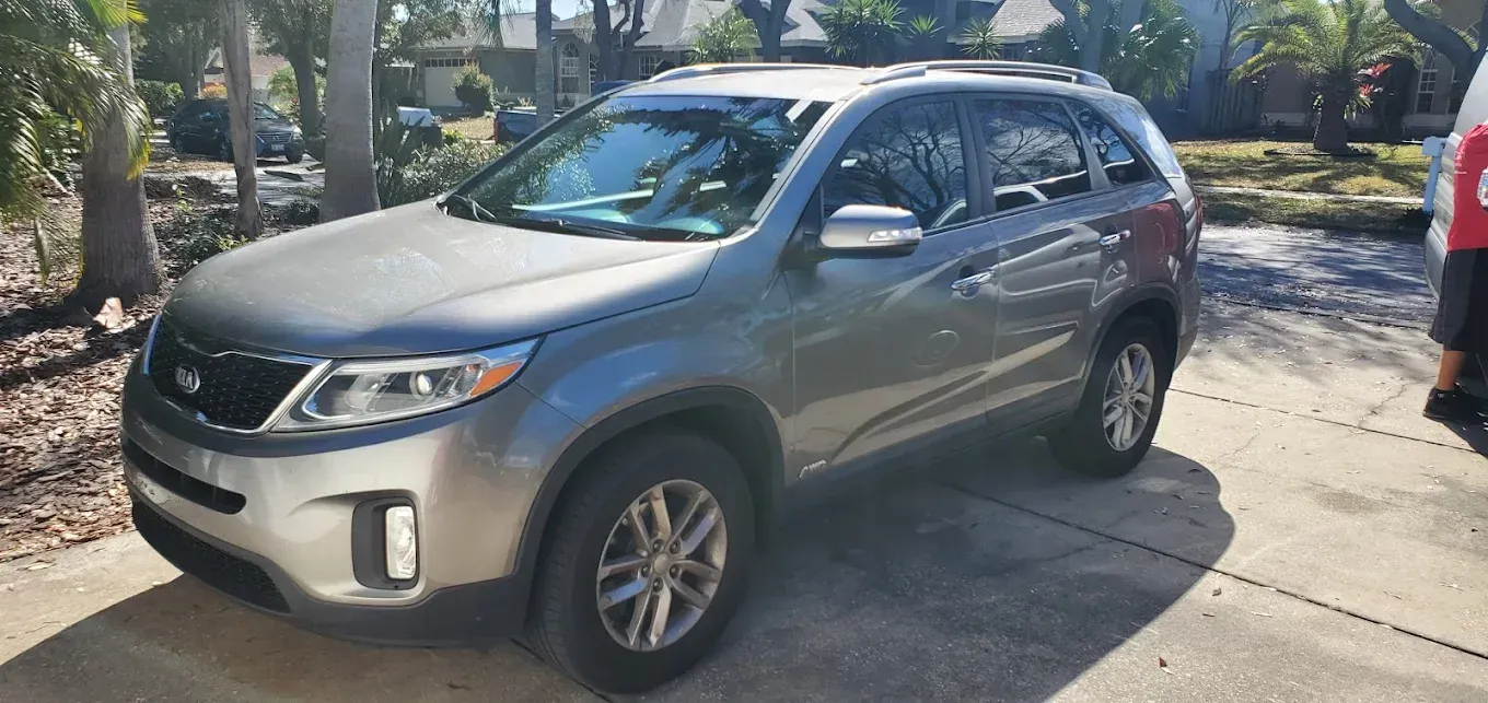 Kia Windshield replacement in Tarpon Springs, FL Kia Windshield replacement in Tarpon Springs, FL