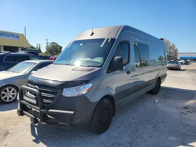 Mercedes Windshield replacement in Tarpon Springs, FL
