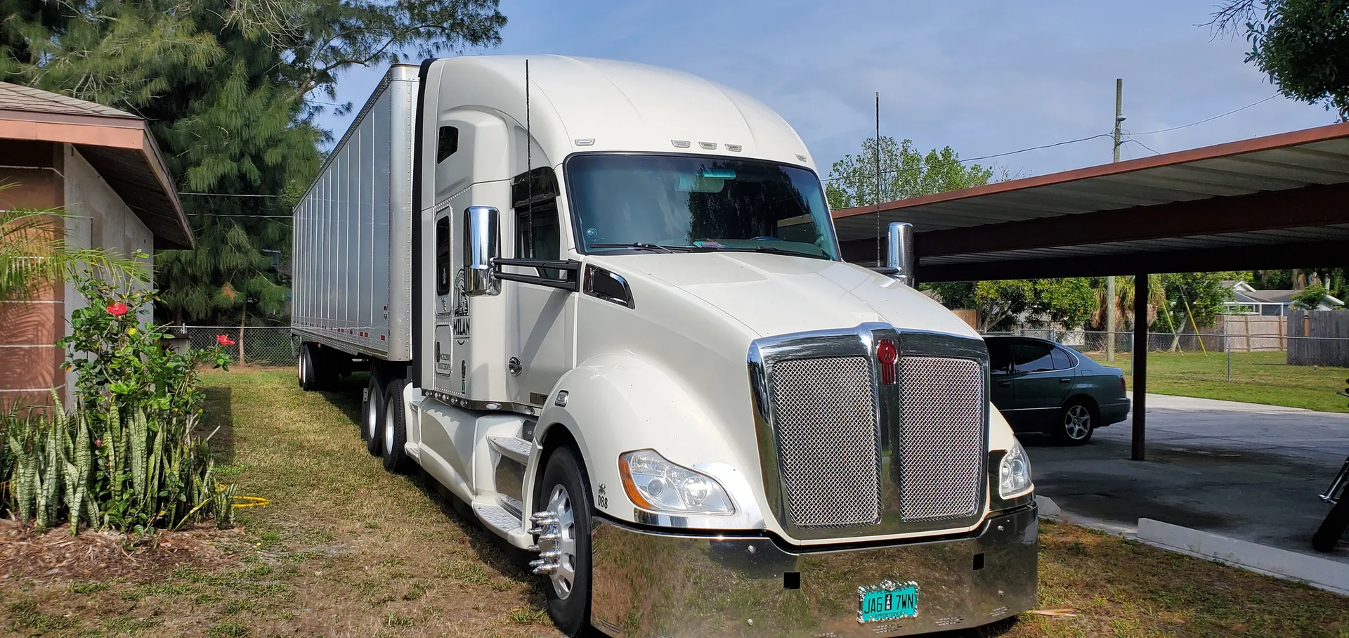 On-site windshield replacement in Tarpon Springs, FL