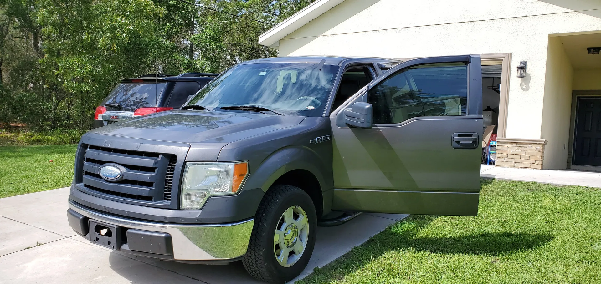 Door regulator repair in Tarpon Springs, FL