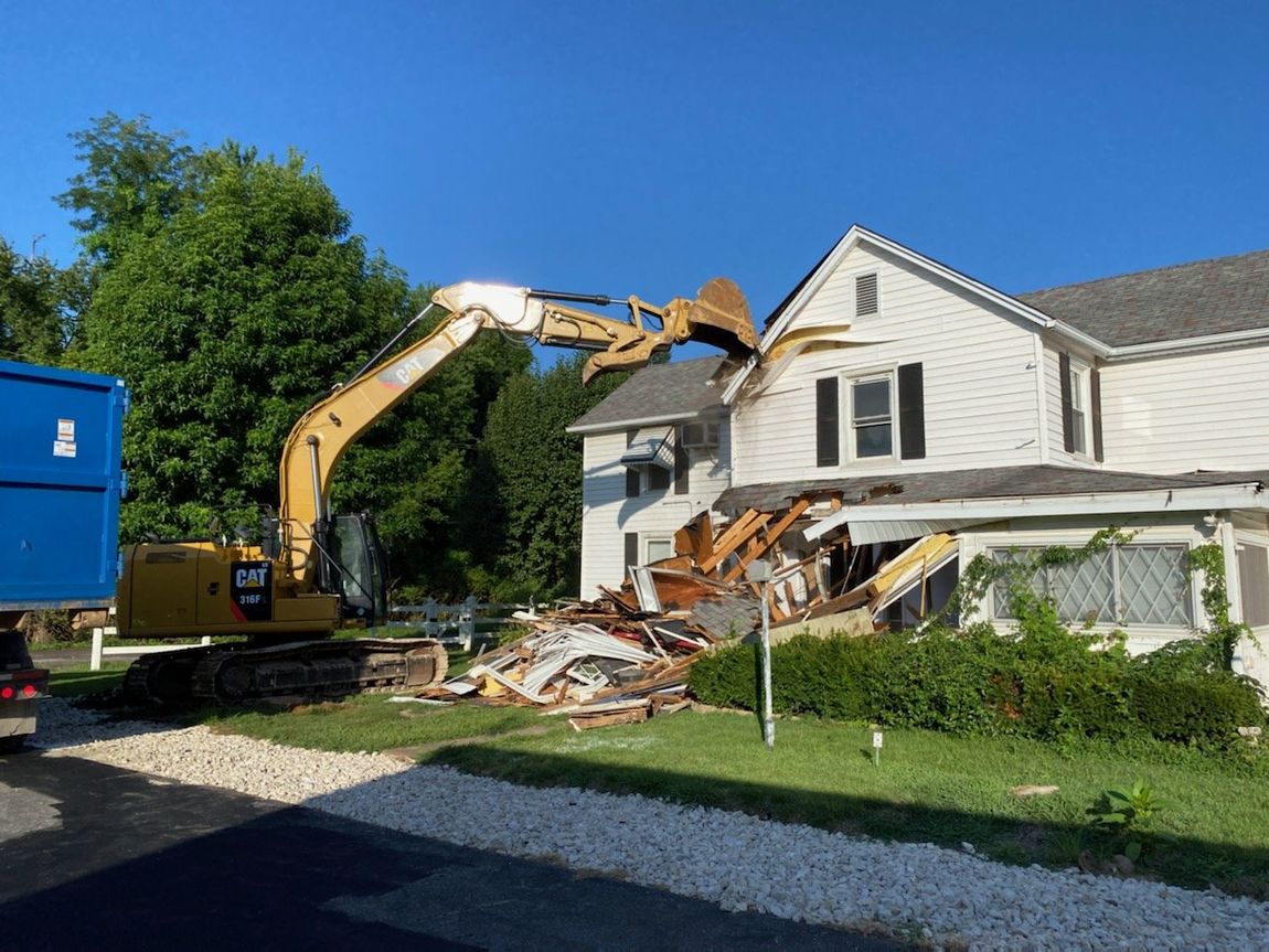 Lawn & Landscape St. Louis, MO Baker Landscaping & Concrete, LLC