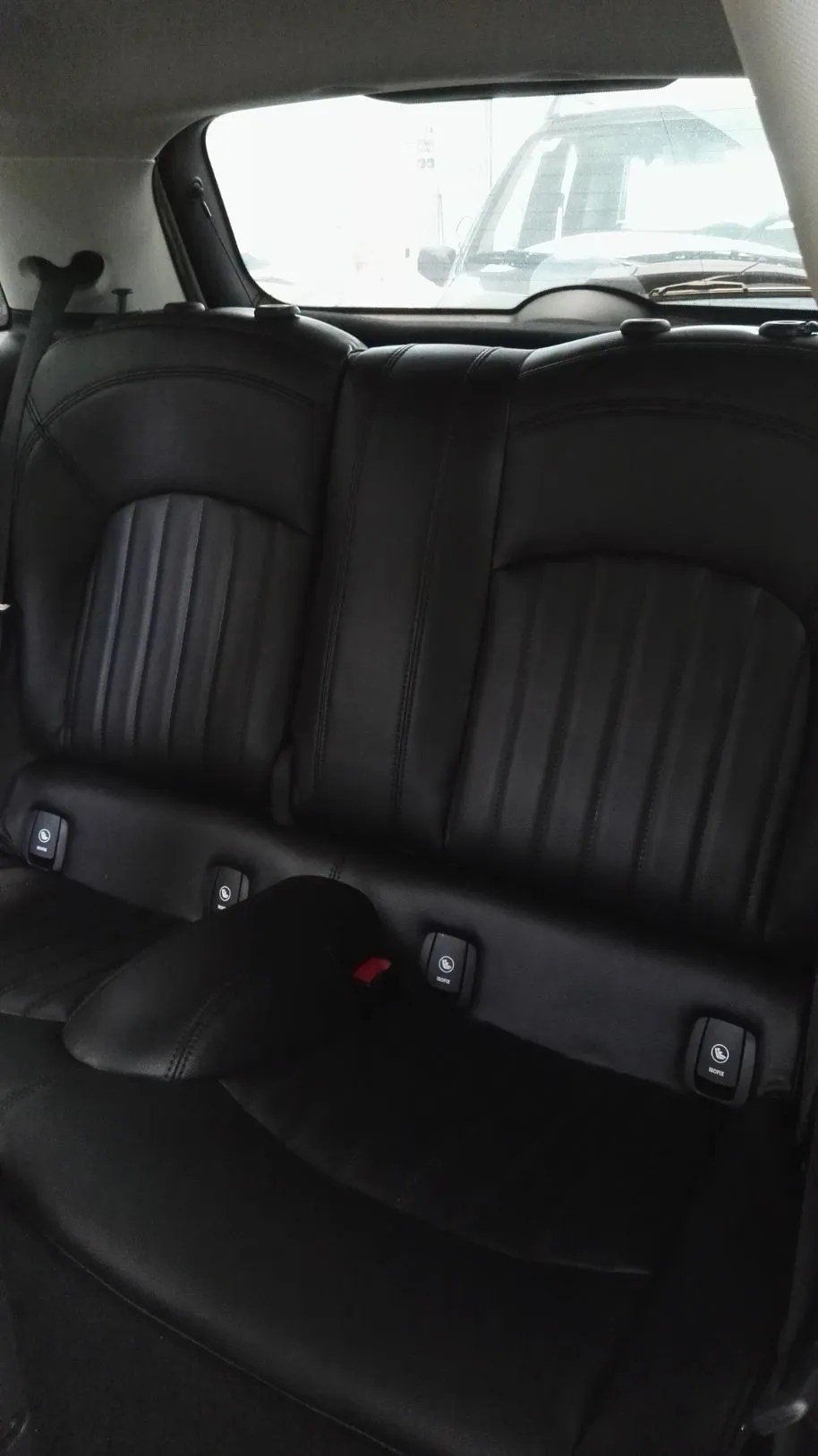 Sedili auto in pelle