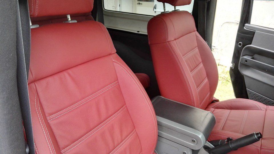 Sedili auto in pelle