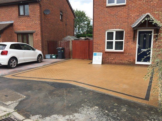 A new block pave driveway in Huntington, Chester