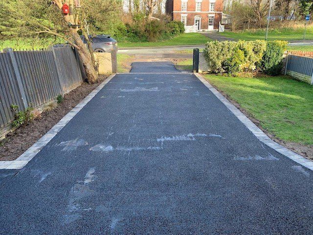 New driveway in Runcorn Cheshire by Cheshire Paving Company.