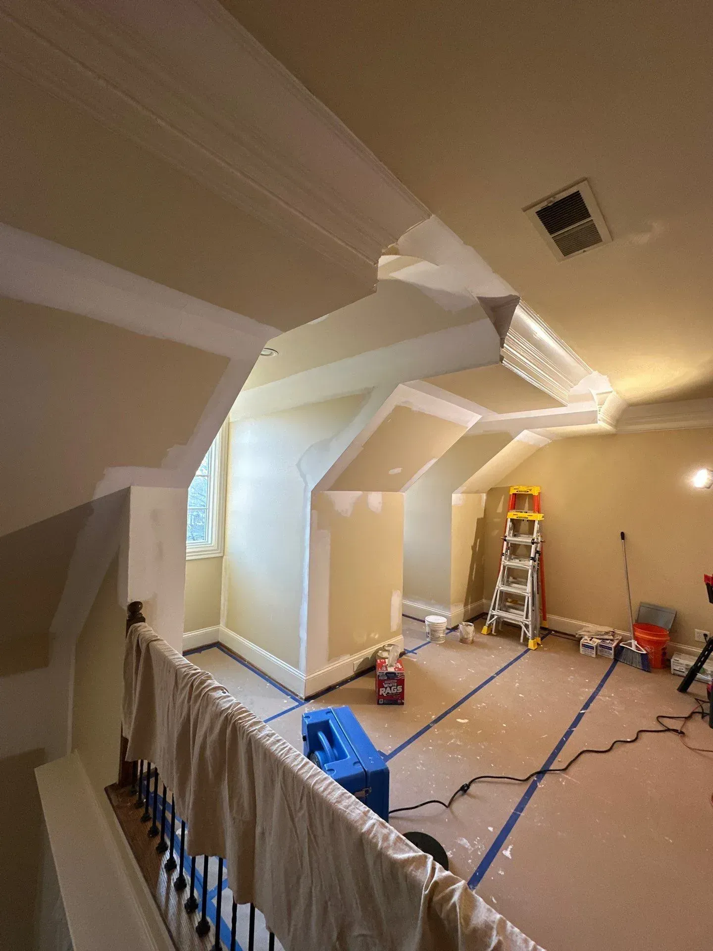 Drywall Repair & ﻿Painting Touch-Ups