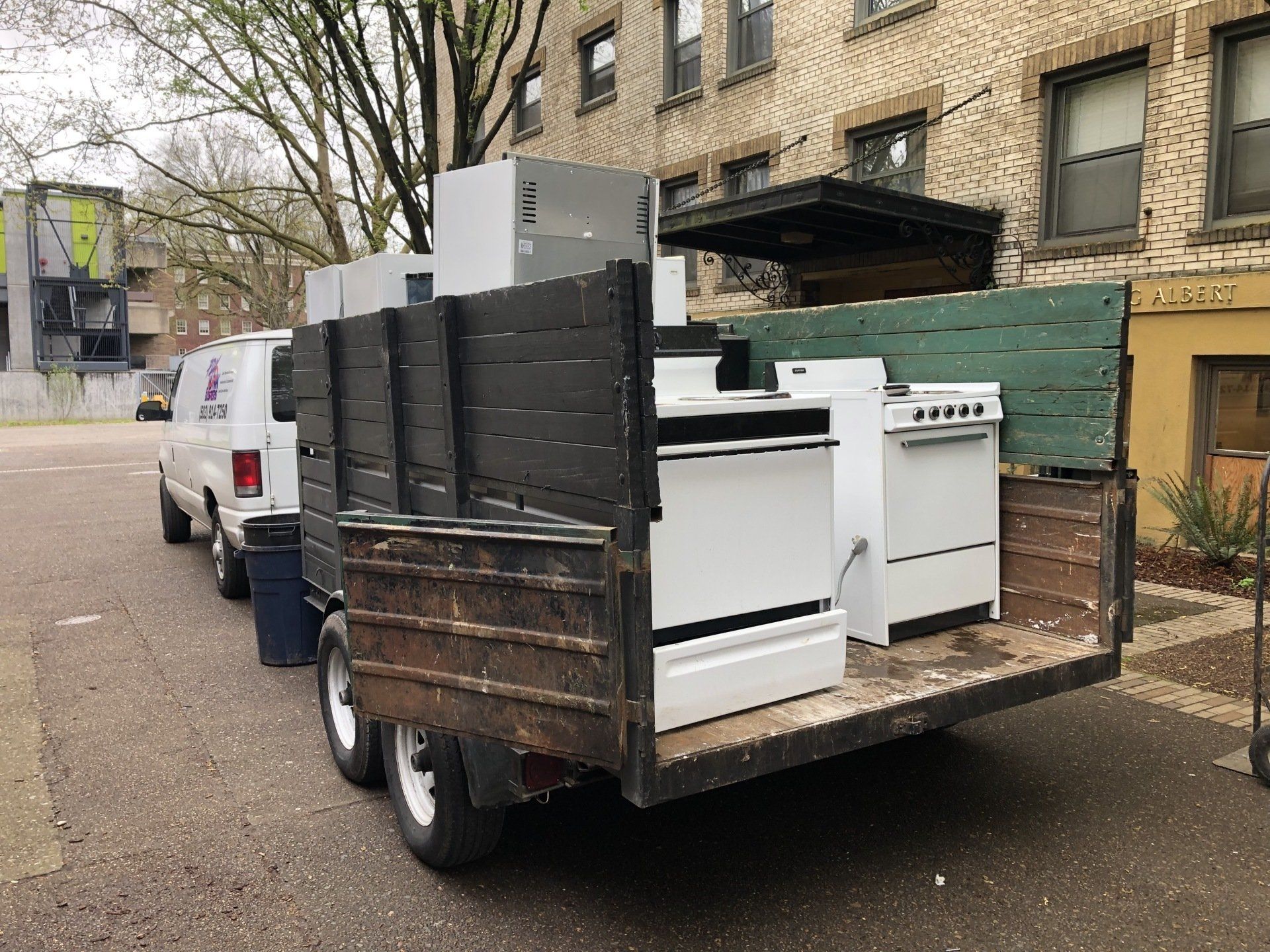 appliance removal Clackamas