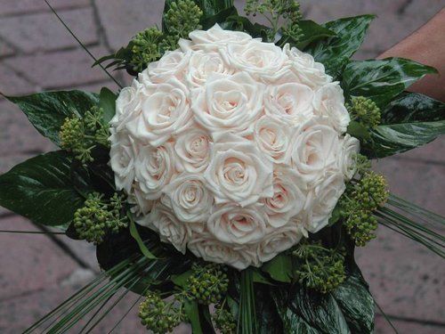 bouquet di rose bianche