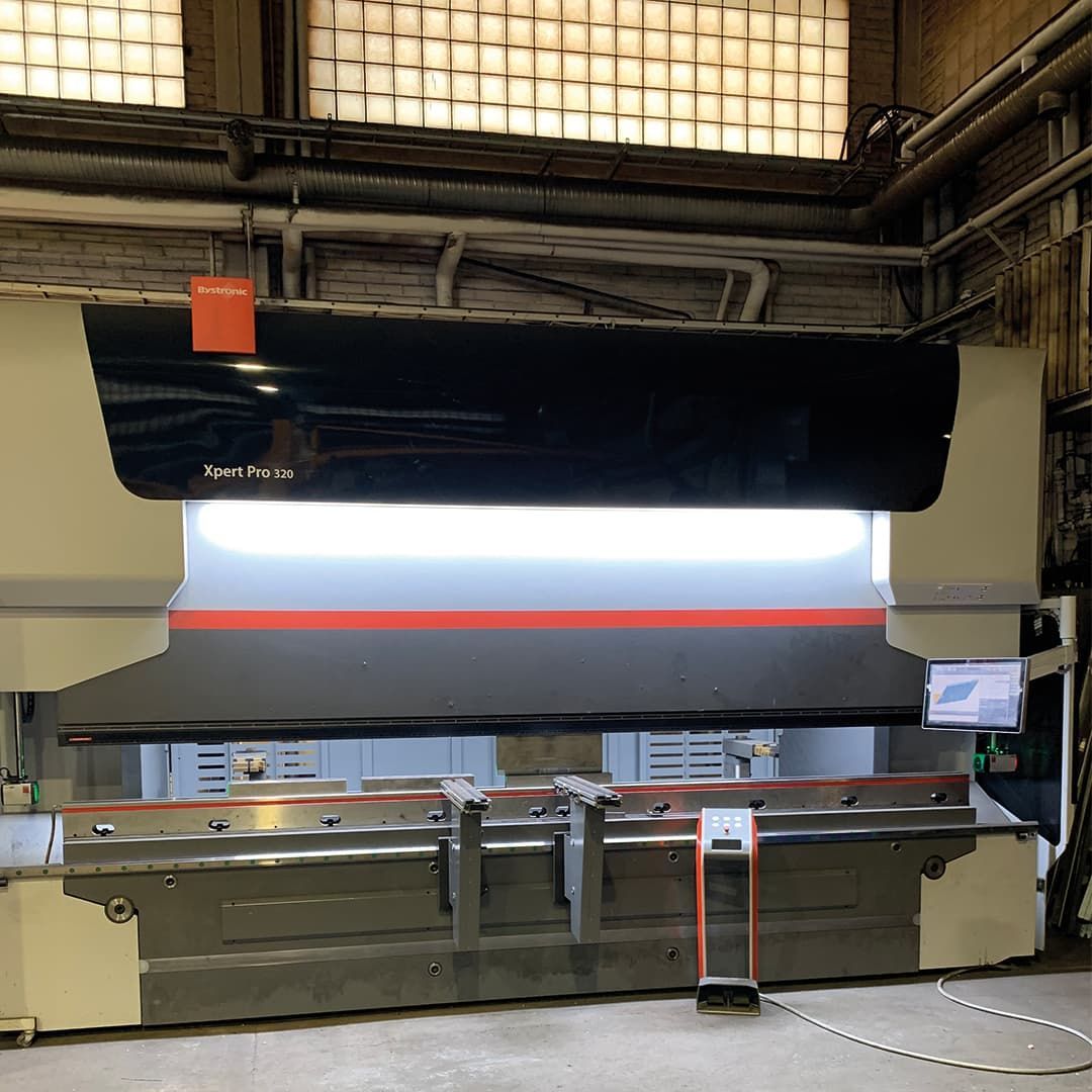 Tunna plåtdetaljer till bockning av grov plåt