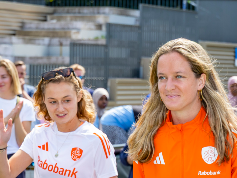 Nieuw onderzoek: hockeysport positiever beoordeeld door niet-hockeyers