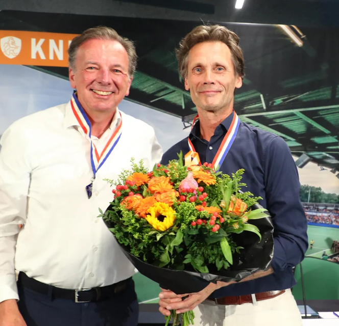 Victor Brouwer benoemd tot Erelid van de KNHB