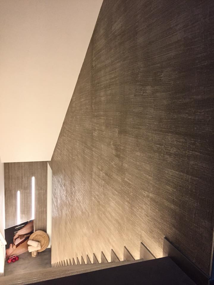 parete con lavorazioni