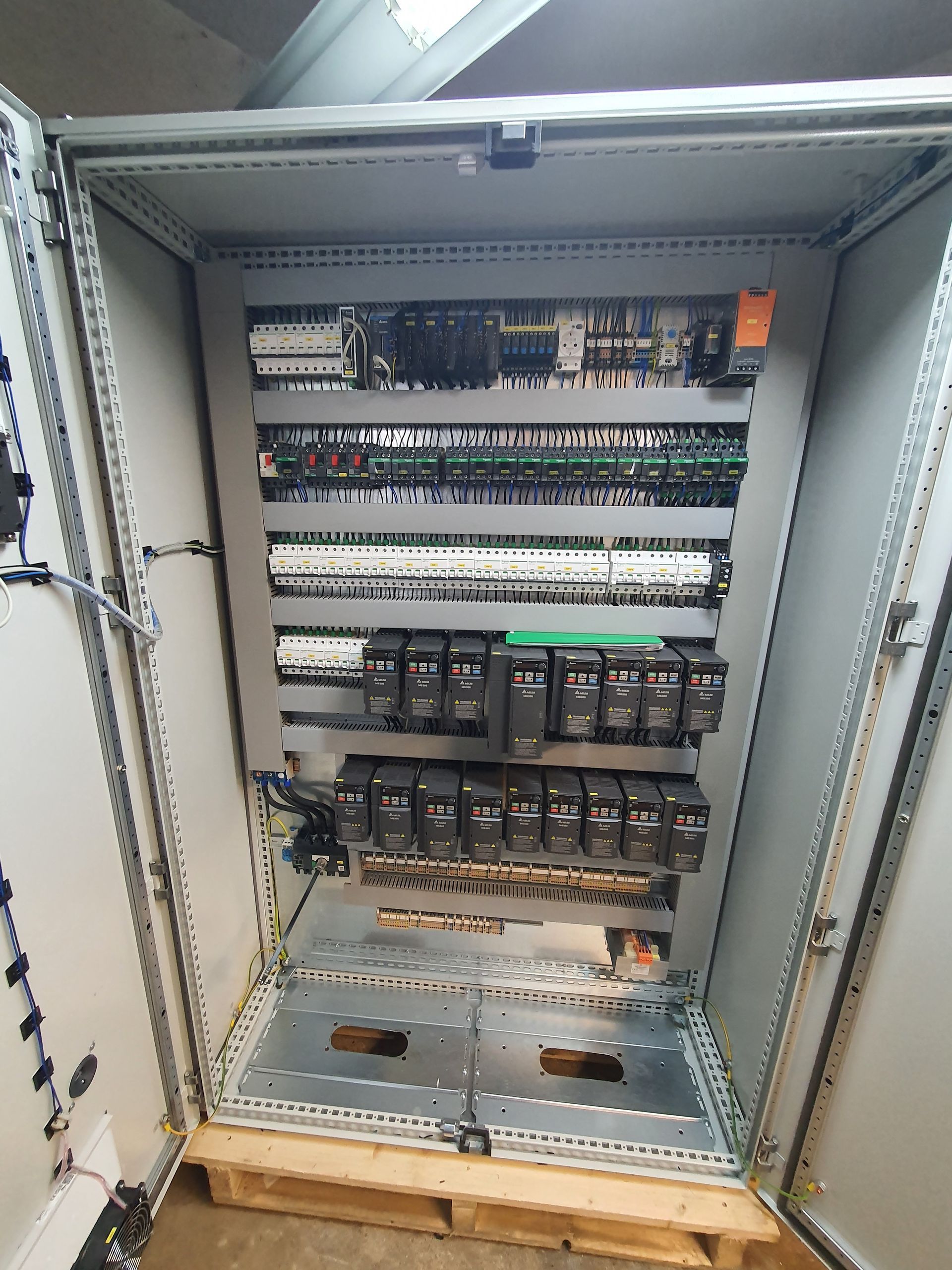 Pramonės ir inžinerinės įrangos automatizavimas