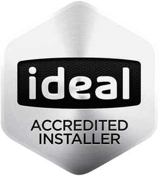 A silver badge that says ideal accredited installer
