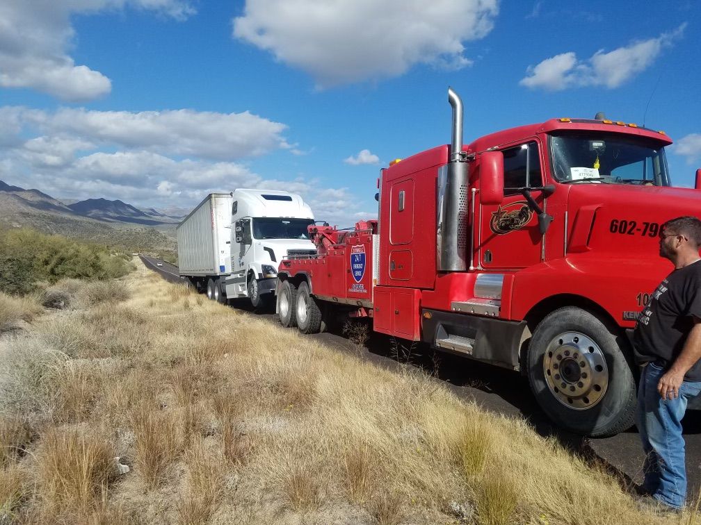heavy duty towing near me in Phoenix, AZ