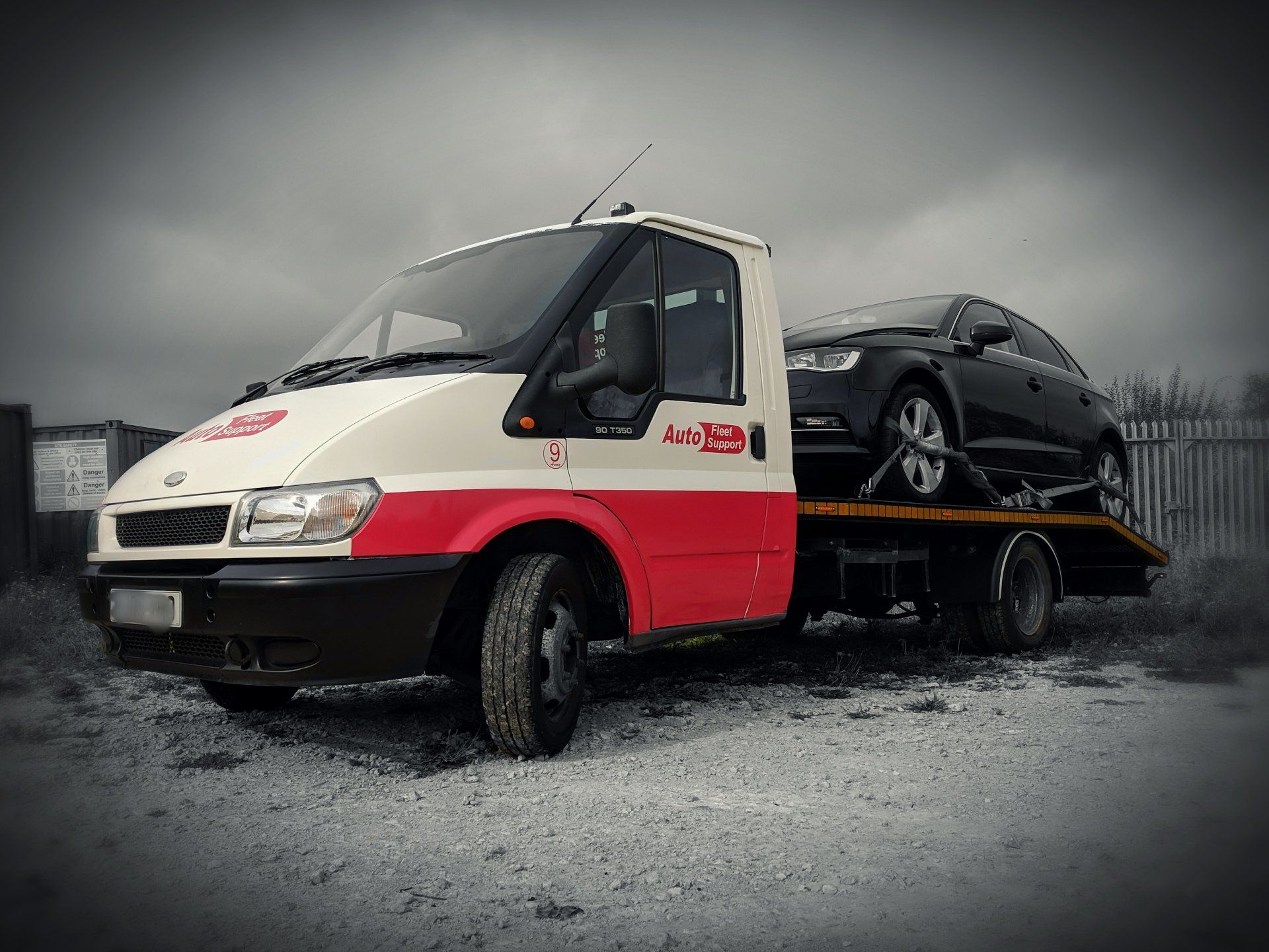 Car, Light Van, HGV, Assist Recover Repair.