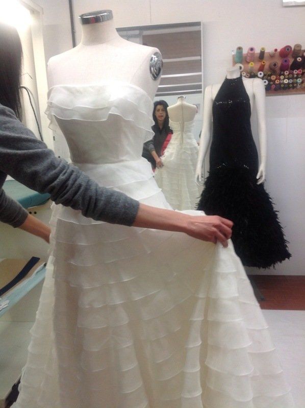 sarta sistema abito da sposa sartoriale su manichino
