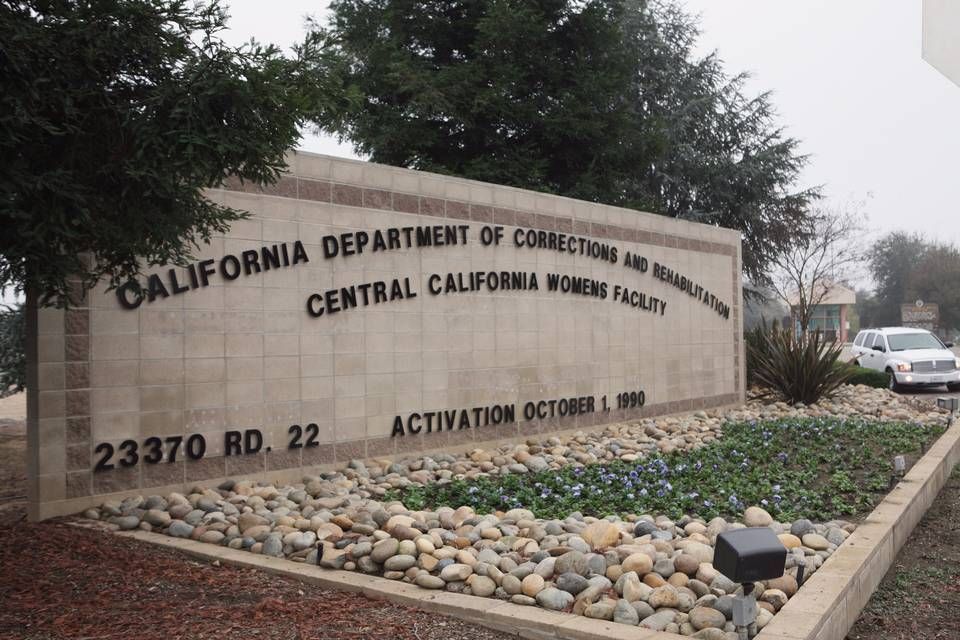 Central California Women’s Facility in Chowchilla CA (Photo: Tomas Ovalle, Fresno Bee)