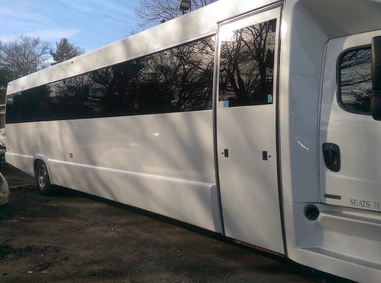 rent party bus chicago