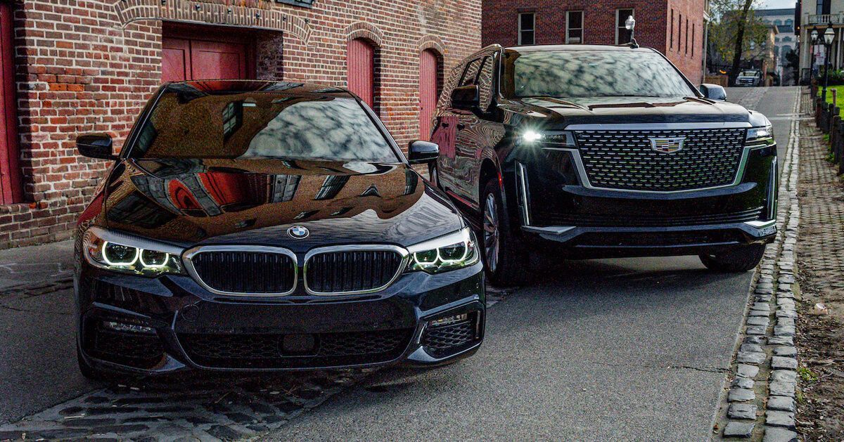 luxury chauffeur sedan and SUV service chicago