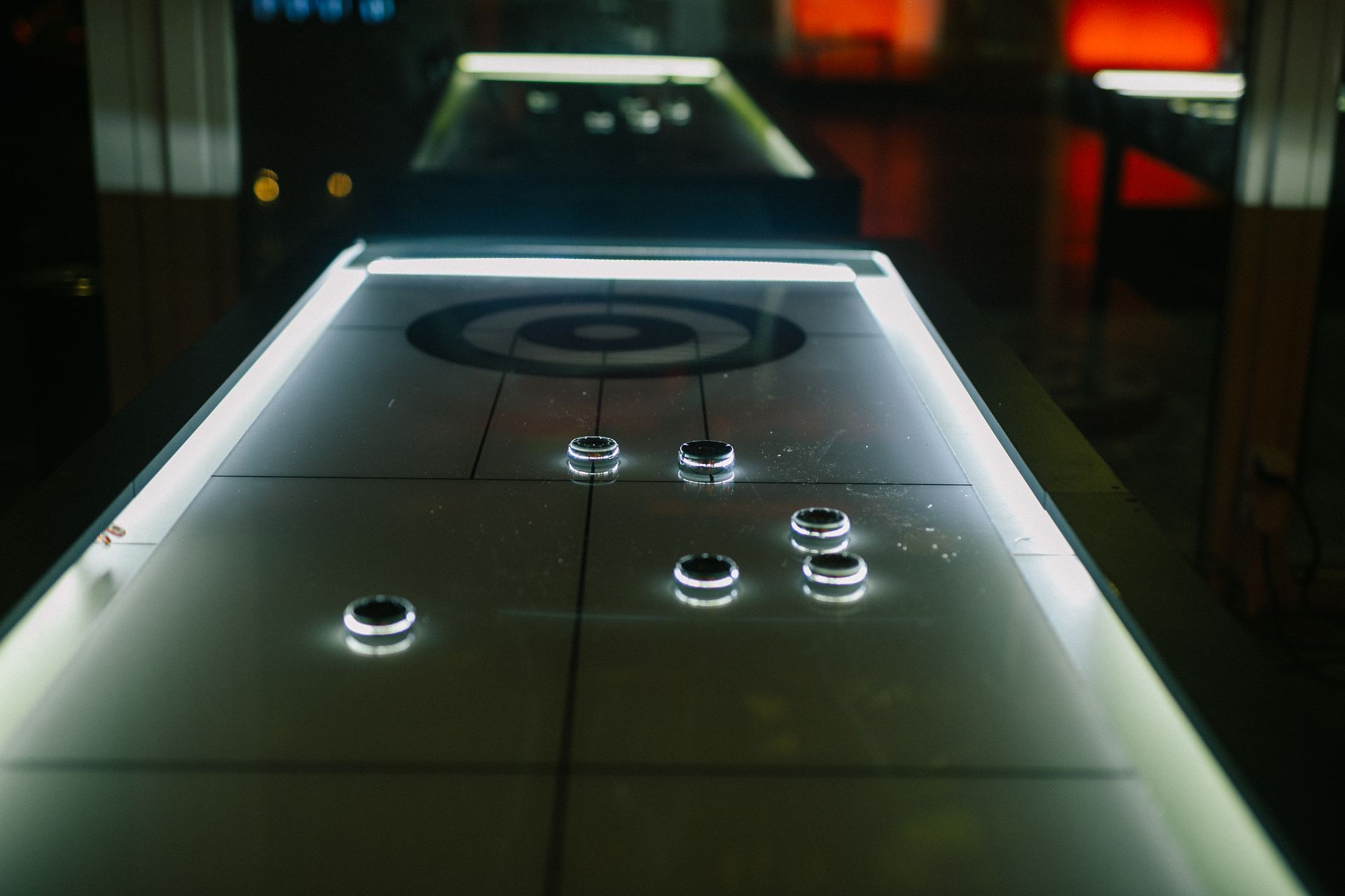 podświetlony stół do curlingu