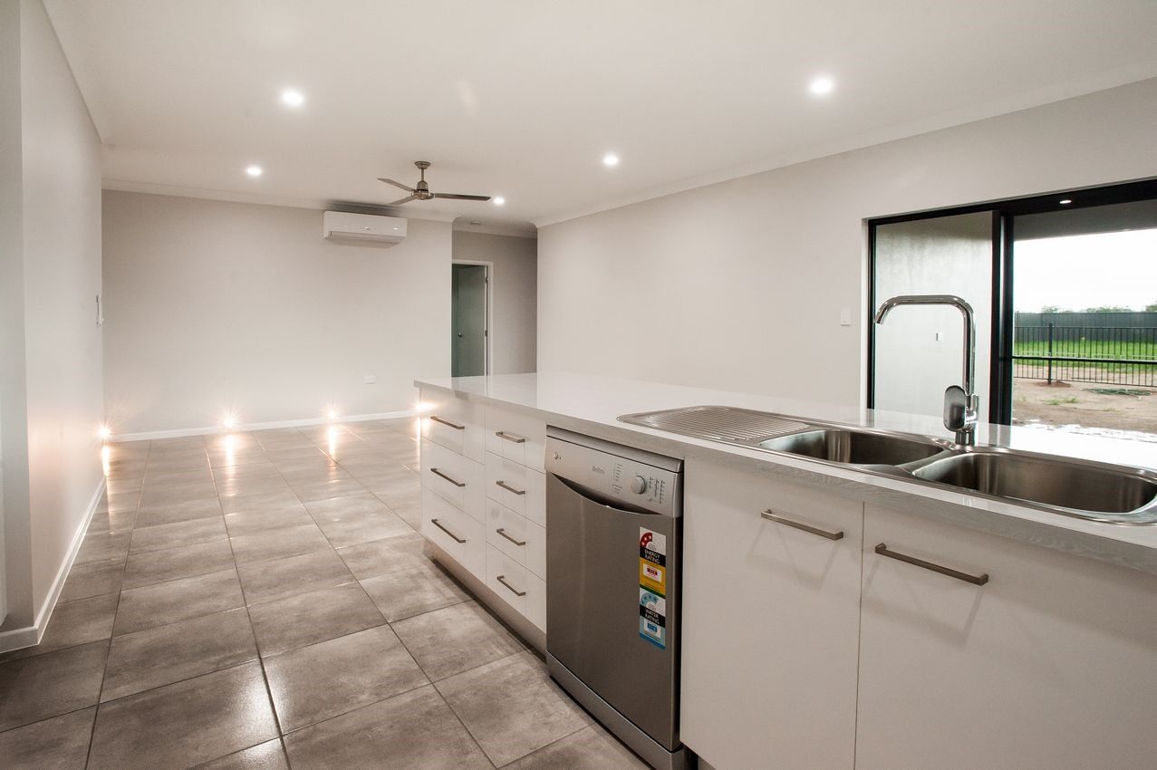 Kitchen area — Cabinet-making in Mareeba, QLD