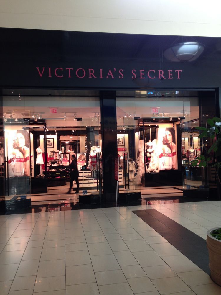A victoria 's secret store in a mall