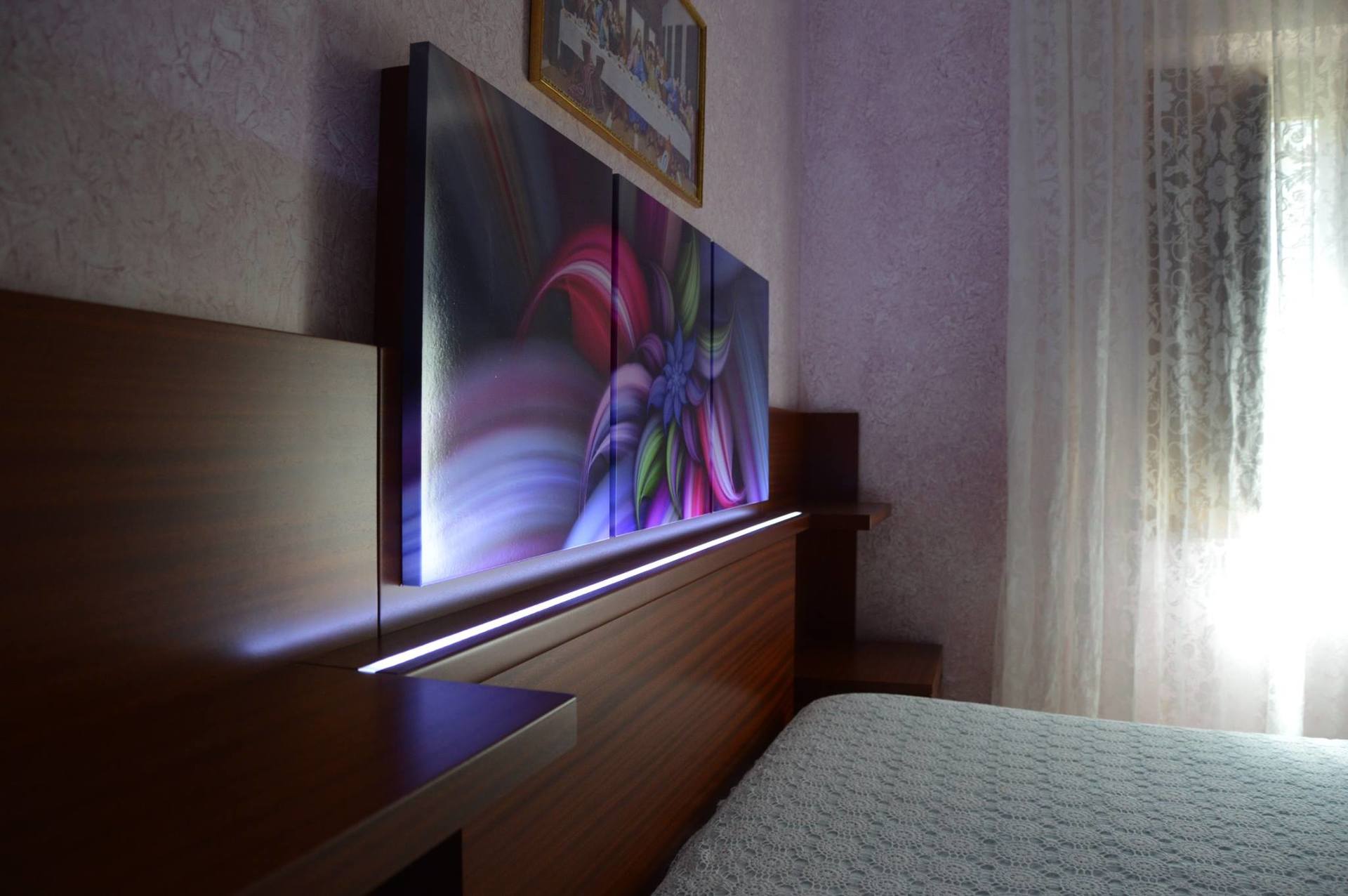 Mobile in legno per soggiorno