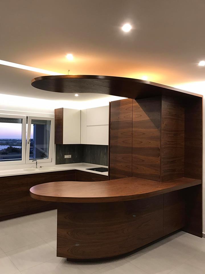 Cucina penisola in legno