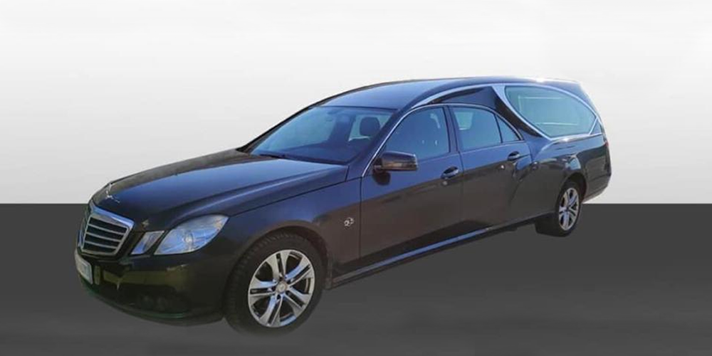 parco machine onoranze funebri la spezia, onoranze funebri la spezia, pompe funebri la spezia, funerali la spezia