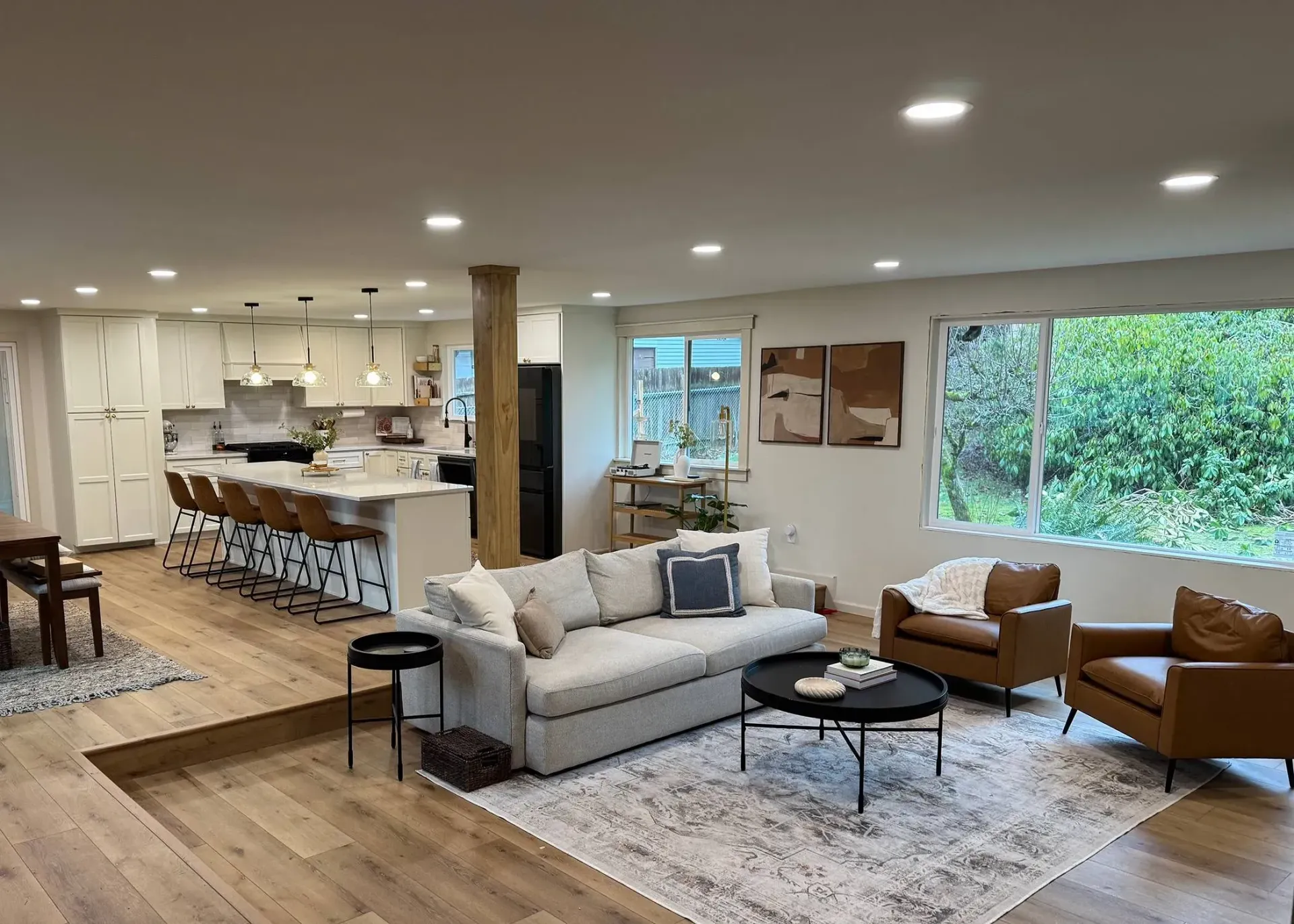 The Pros and Cons of Open Floor Plans for Modern Homes