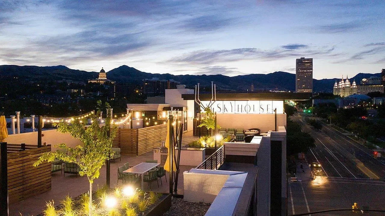 Skyhouse Rooftop