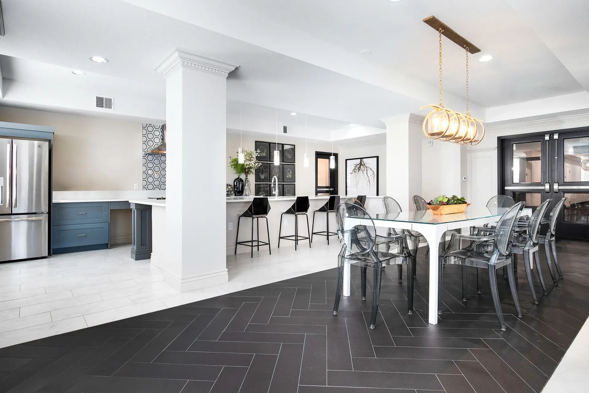 Skyhouse Clubhouse Kitchen