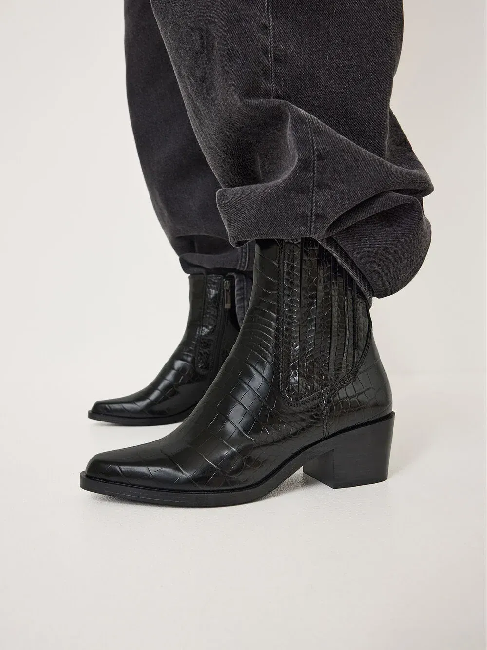 Tamaris Boots
Bikerboots
damesschoenen
Mevio Schoenen Tilburg