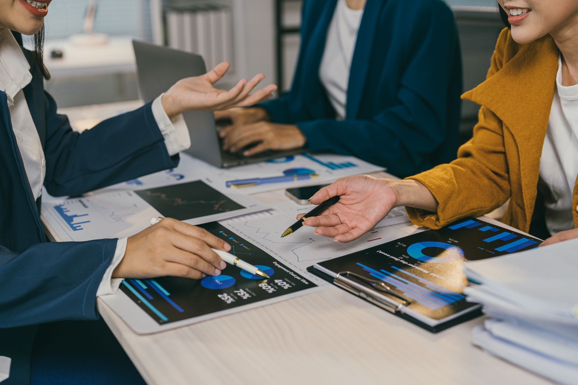 Escritório de contabilidade para empresas de tecnologia: o que considerar?