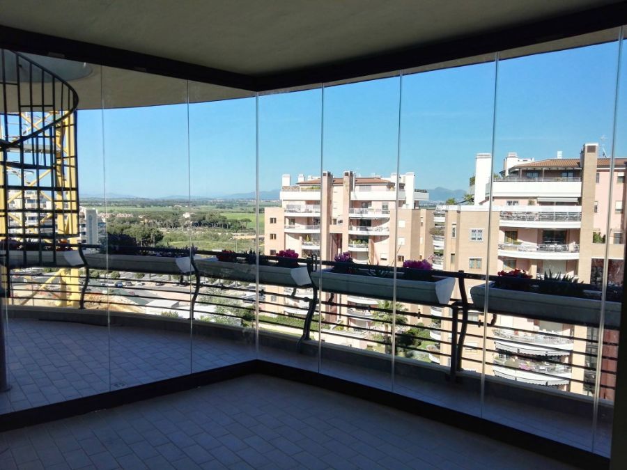 dettaglio serratura porta blindata